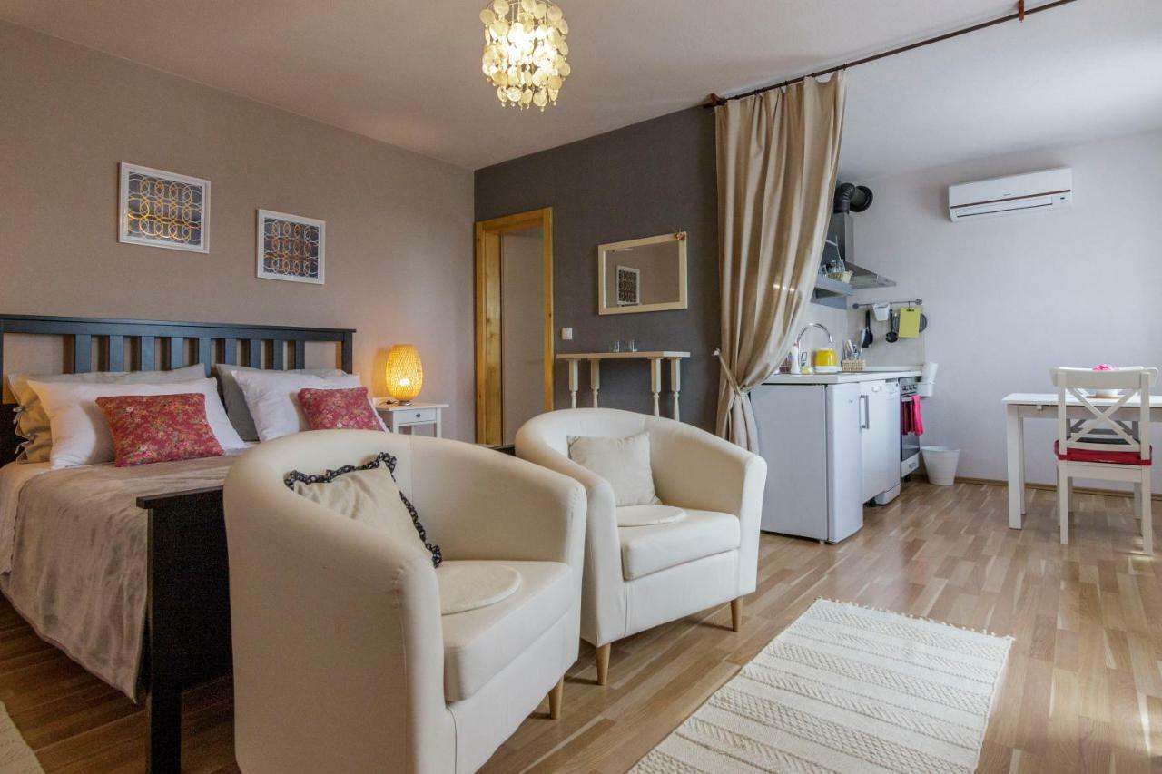 Apartments Mardesic Komiža 外观 照片