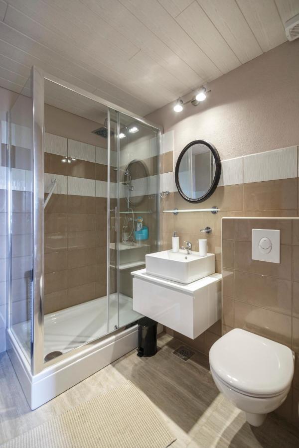 Apartments Mardesic Komiža 外观 照片